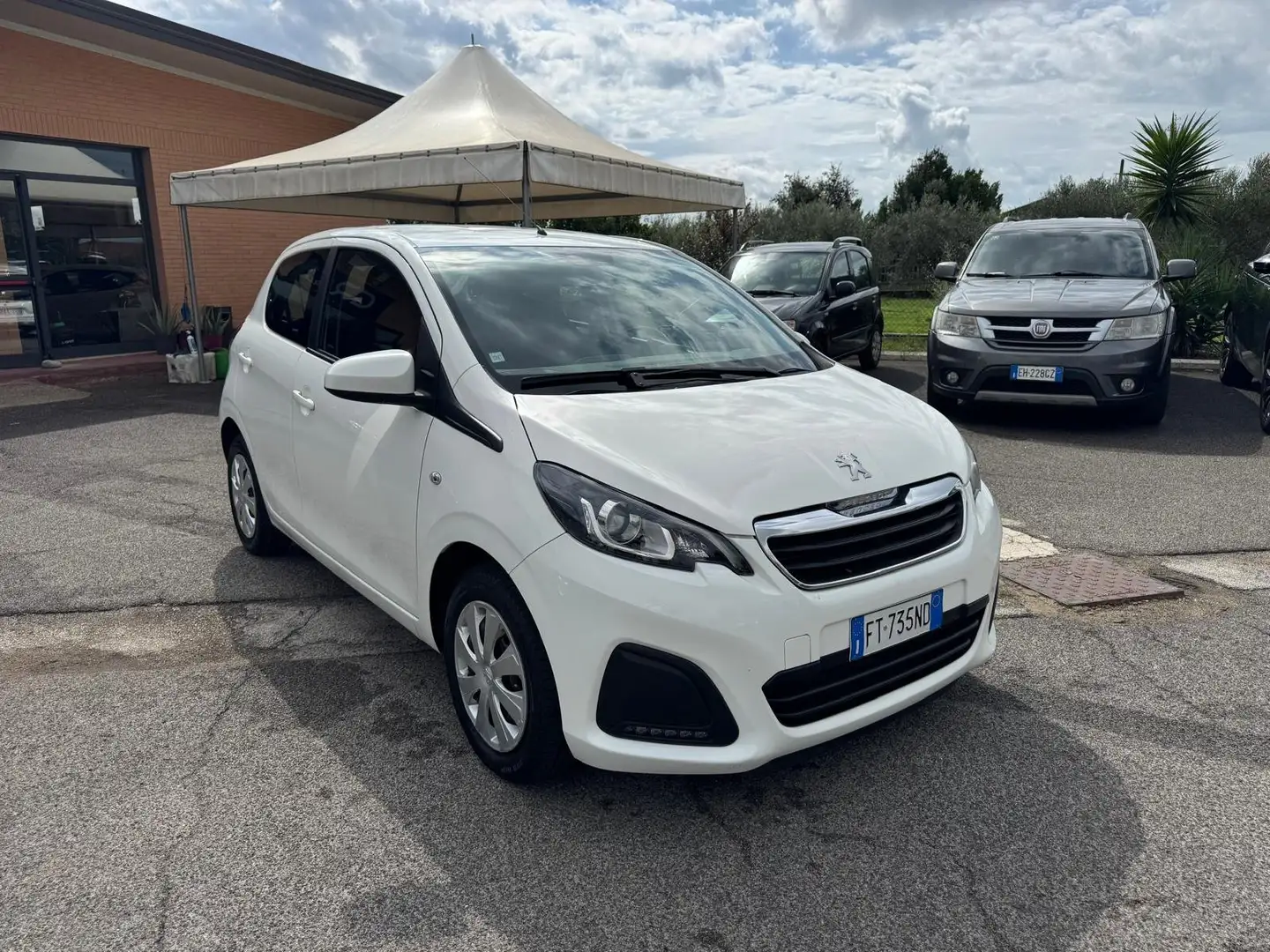 Peugeot 108 108 5p 1.0 vti 72cv per neoptentati Bianco - 2