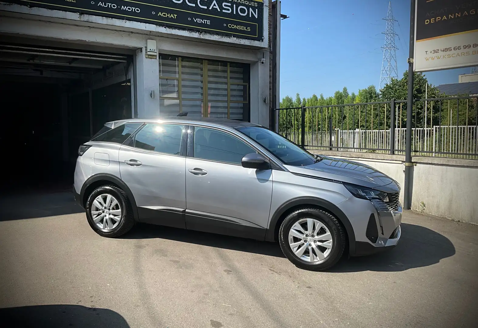 Peugeot 3008 1.5 BlueHDi Style !!! OFFRE DU MOIS !!! Argent - 2