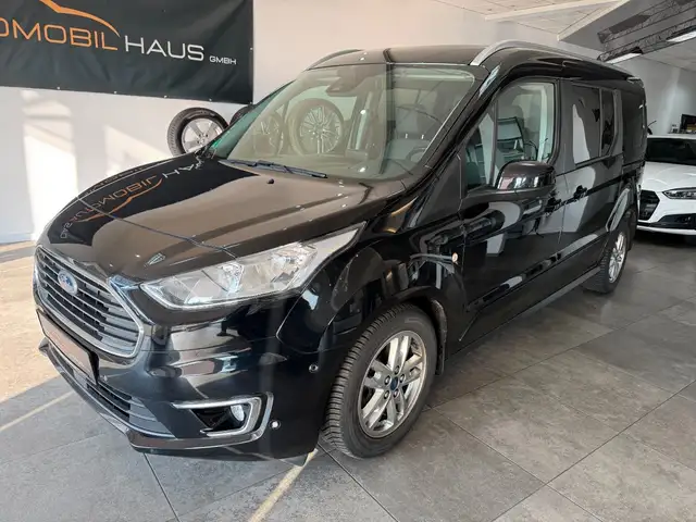 Ford Grand Tourneo Connect Titanium *AHK*ACC*PANO*RFK