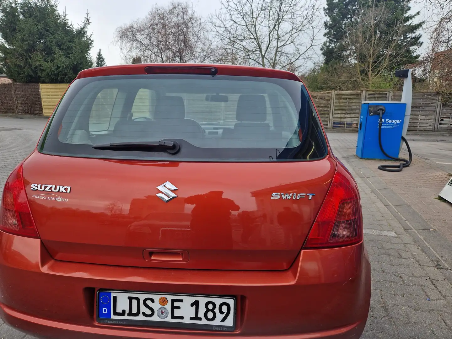 Suzuki Swift Swift+1.3+Classic Orange - 2