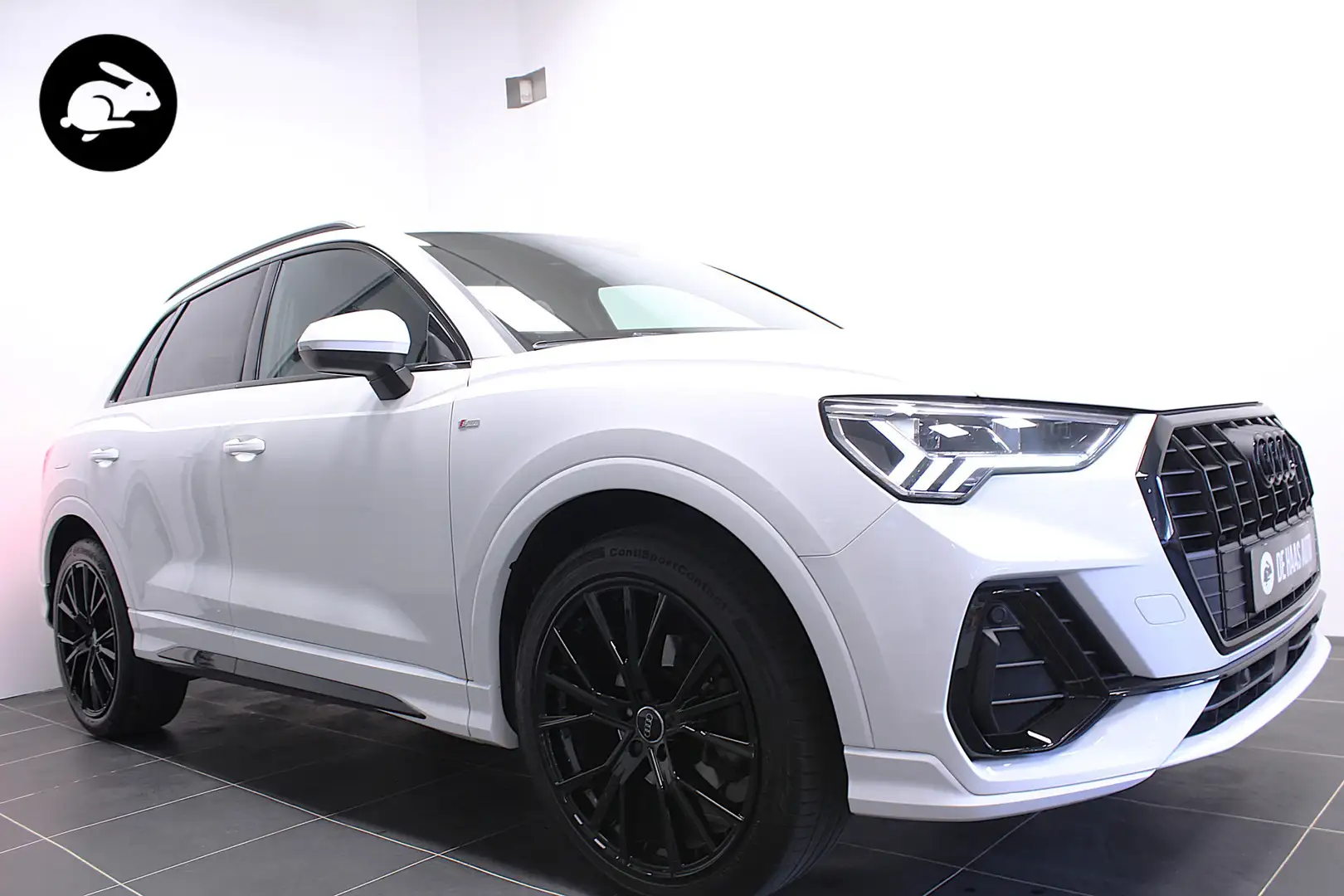 Audi Q3 35 TFSI S-Line/20 inch/Camera/Leder/Matrix led Wit - 1