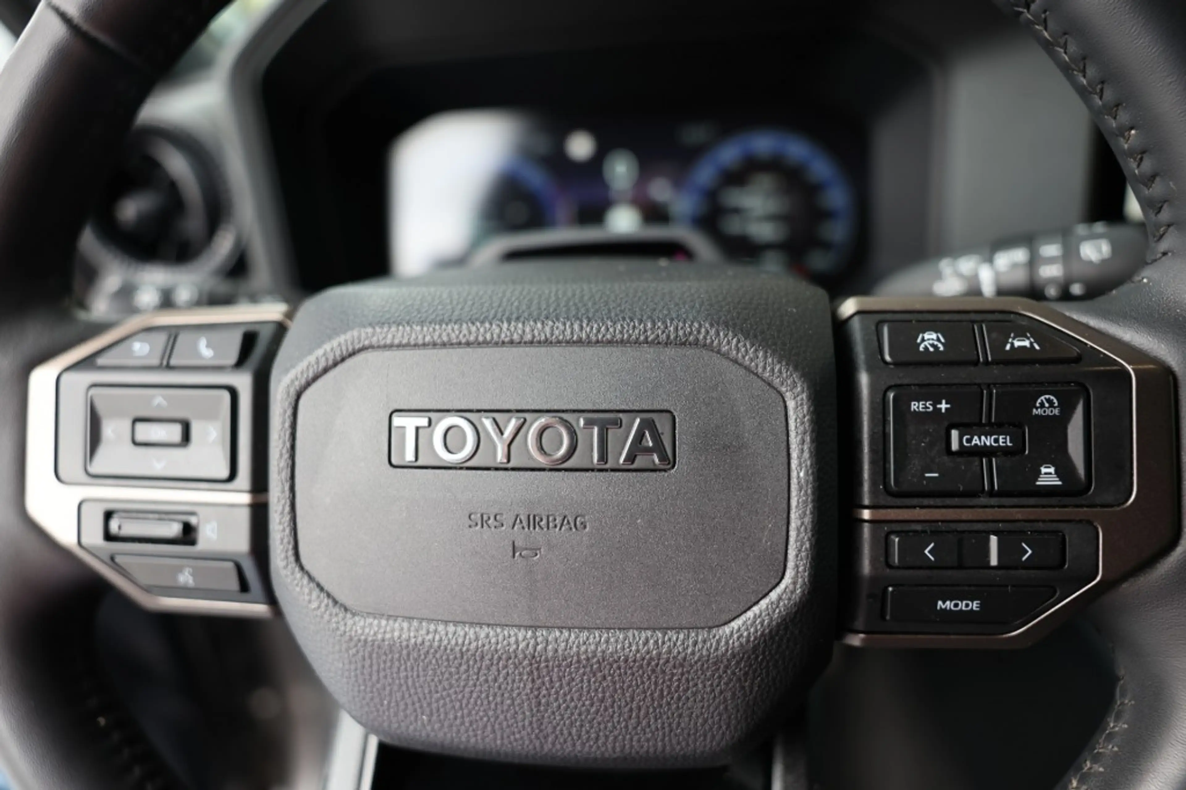 Toyota Land Cruiser 2.8 D-4D 5DRS ELEGANCE A/T VAN BPM — photo 27