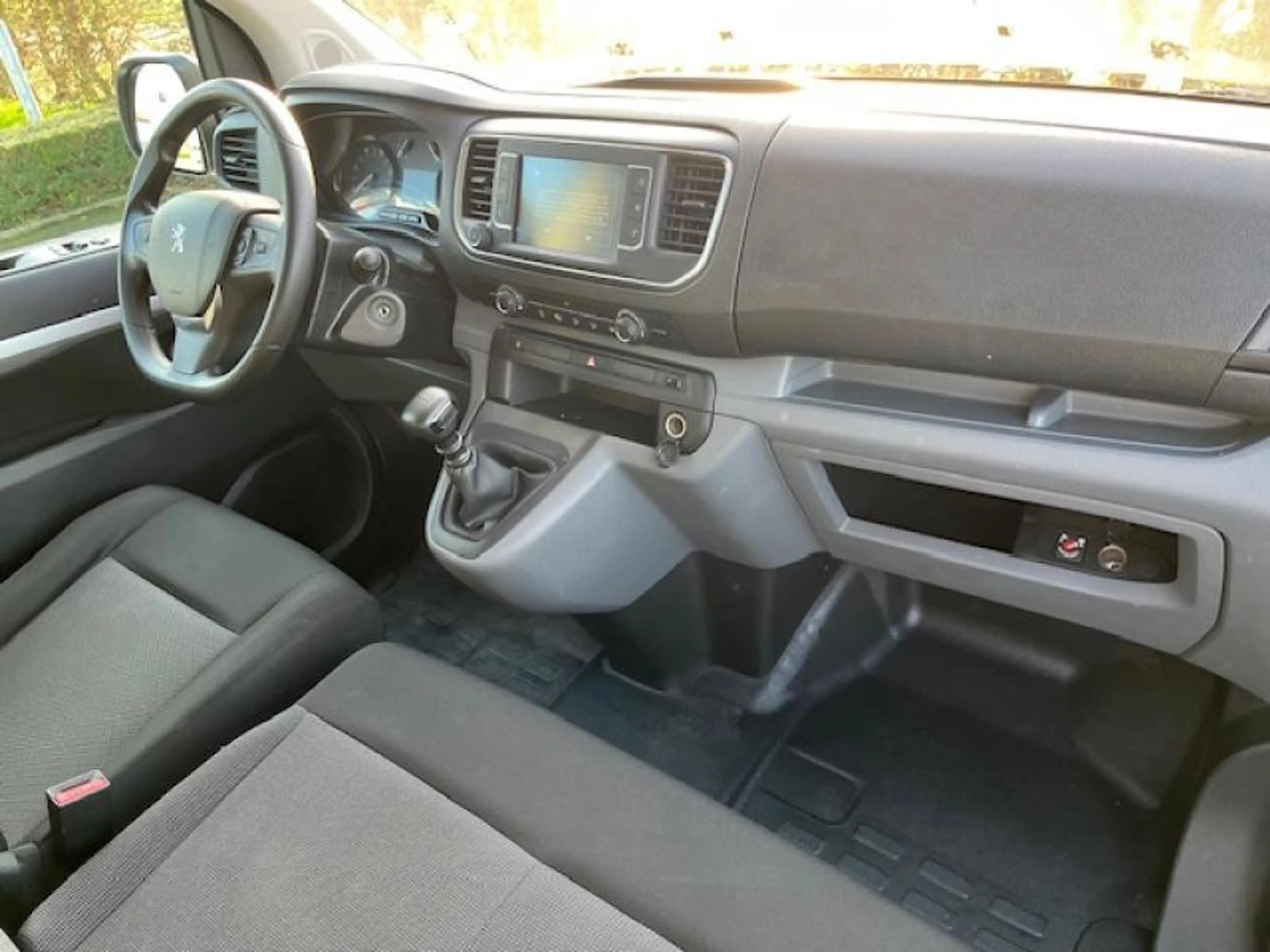 Peugeot Expert DUBBEL CABINE — photo 2