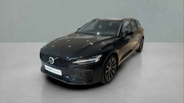 Volvo V60 II Plus, T6 AWD Plug-in Hybrid, Dark, Leder, stoel