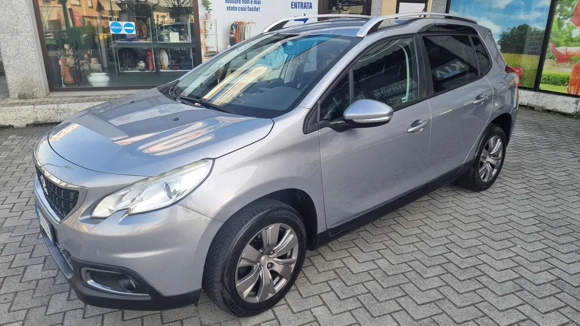 Peugeot 2008 1.6 bluehdi Active 100cv Grigio - 2