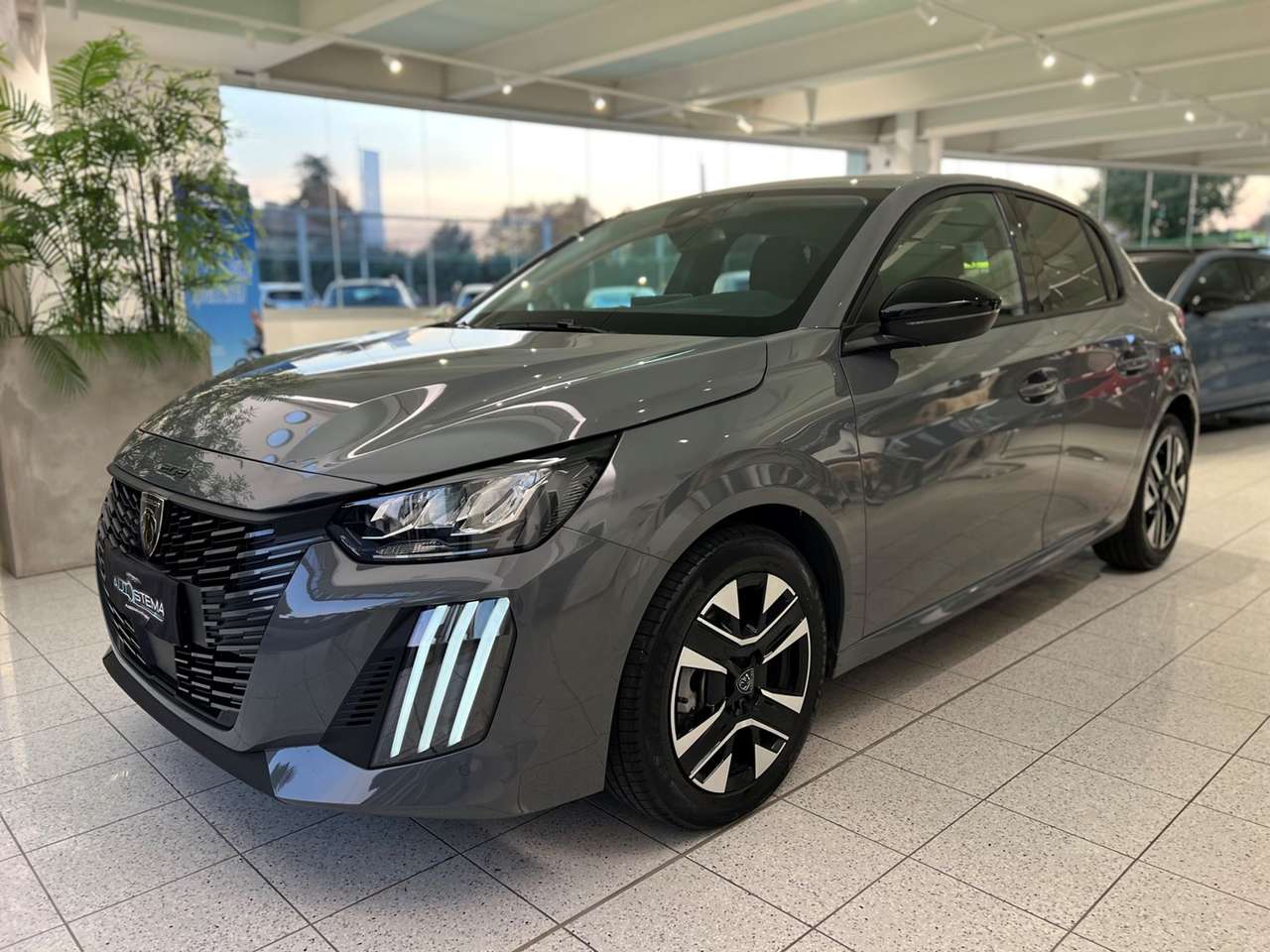 Peugeot 208 1.2 hybrid Allure 100cv e-dcs 6