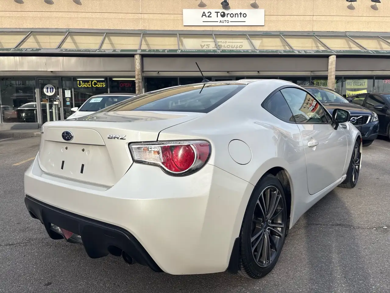 Subaru BRZ снимка Subaru BRZ