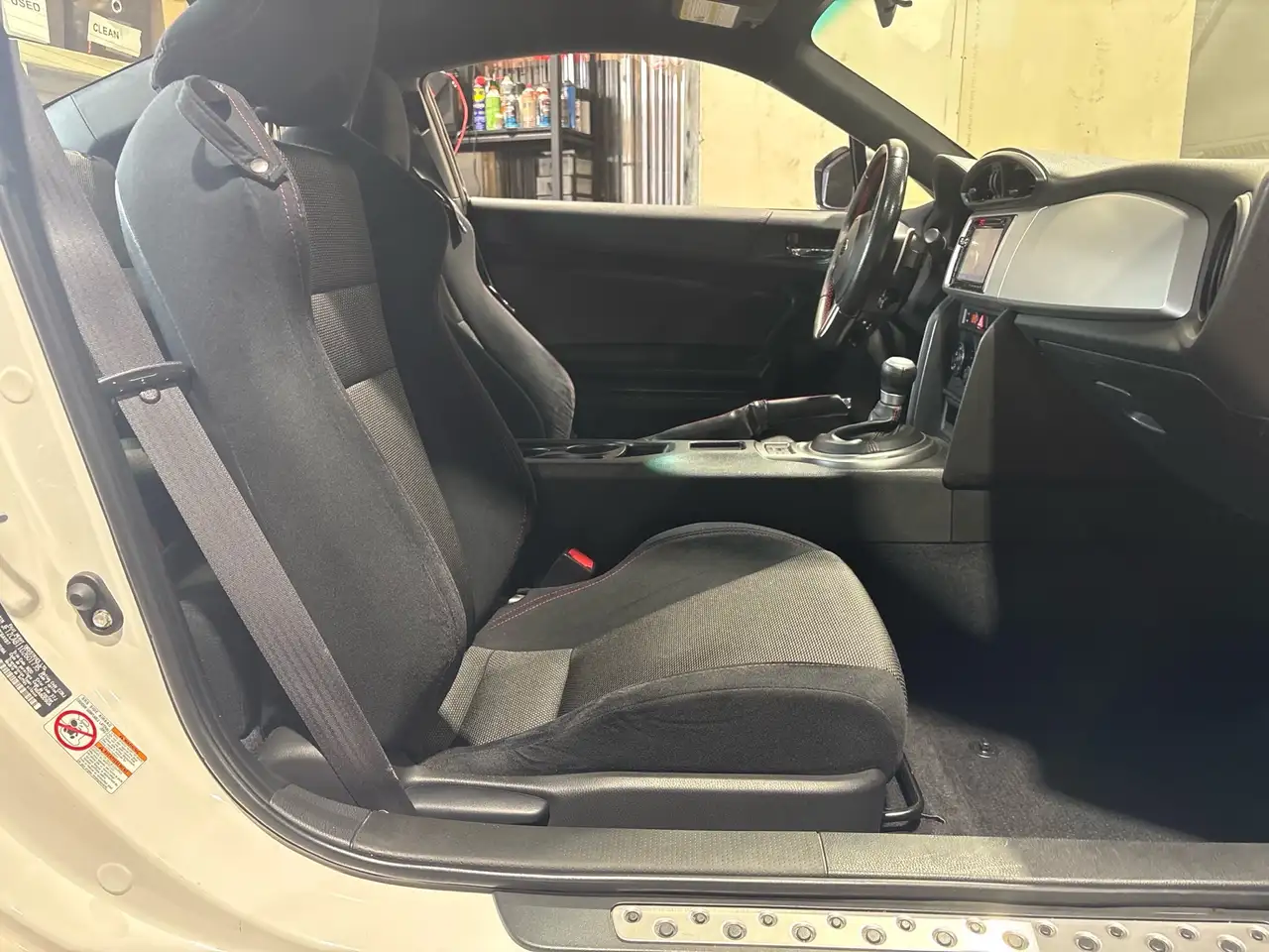 Subaru BRZ снимка Subaru BRZ