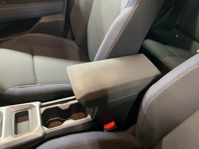 Dacia Duster view 18