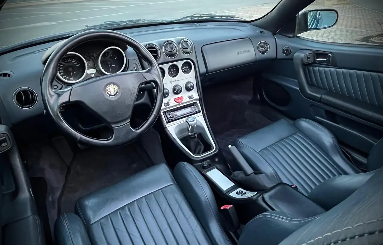 Alfa Romeo Spider 2.0 ts 16v - da Vetrina, foto 9