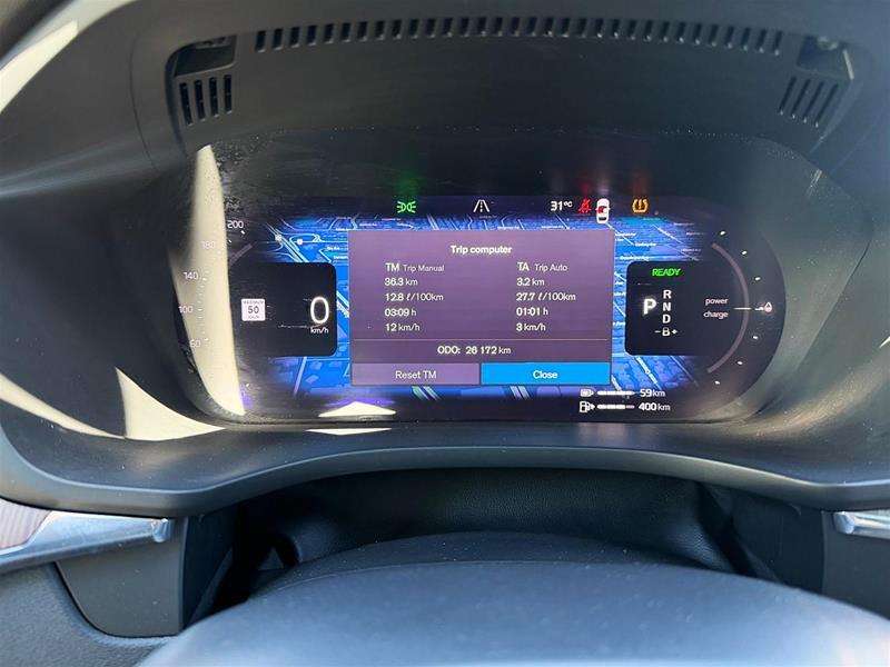 2024 Volvo XC60 T8 eAWD PHEV Plus Dark Theme thumb 10
