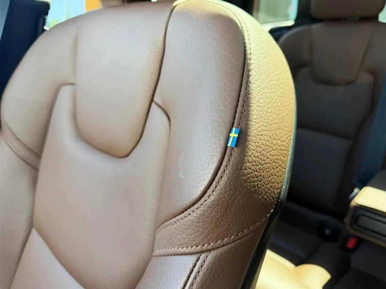 Volvo XC60 снимка Volvo XC60