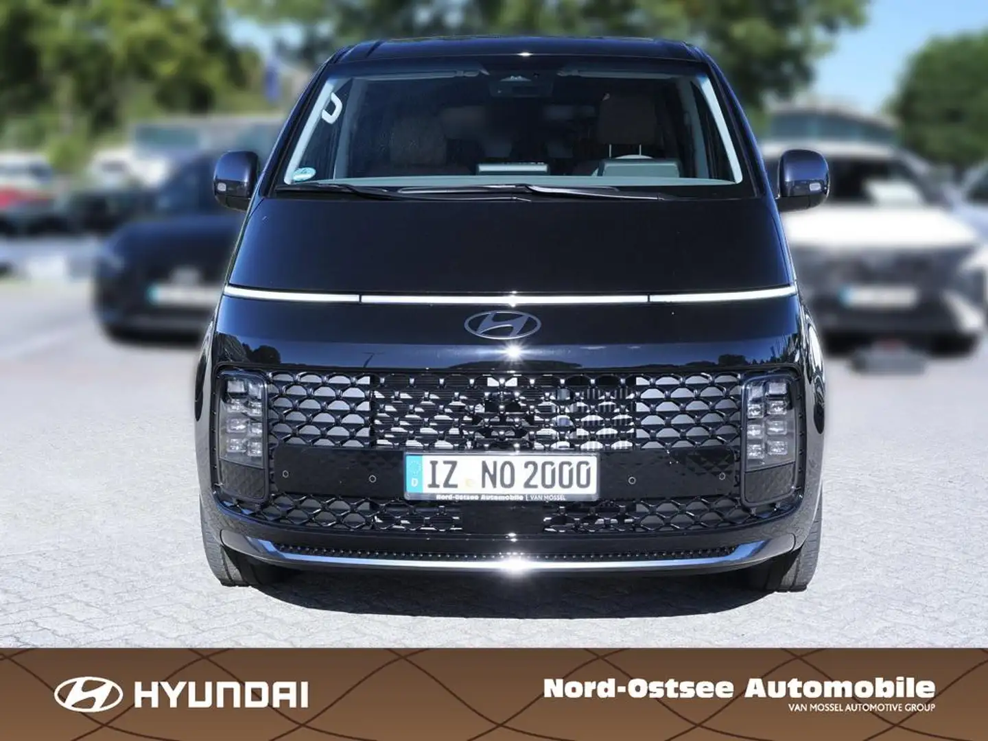 Hyundai STARIA 7-Sitzer SIGNATURE Panoramadach Noir - 2