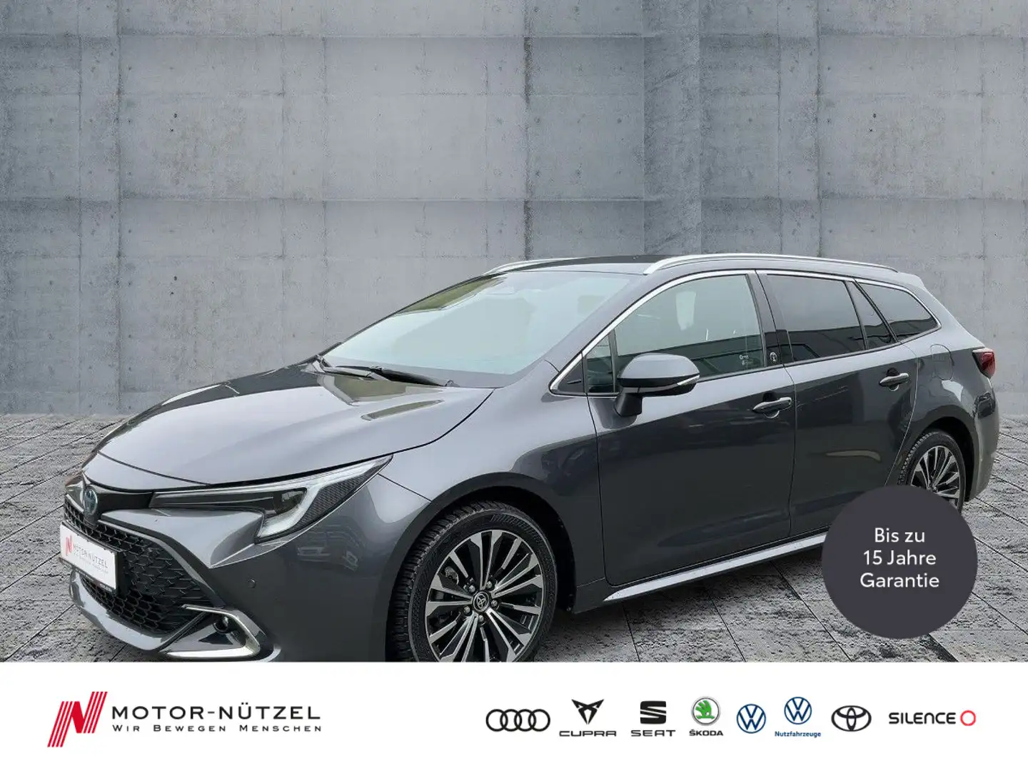Toyota Corolla TS 1.8 Hybrid TEAM D LED+NAV+ACC+RFK+SHZ Grau - 1