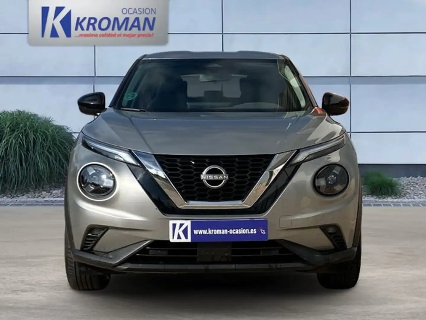 Nissan Juke DIG-T 84 kW (114 CV) Acenta Plateado - 2