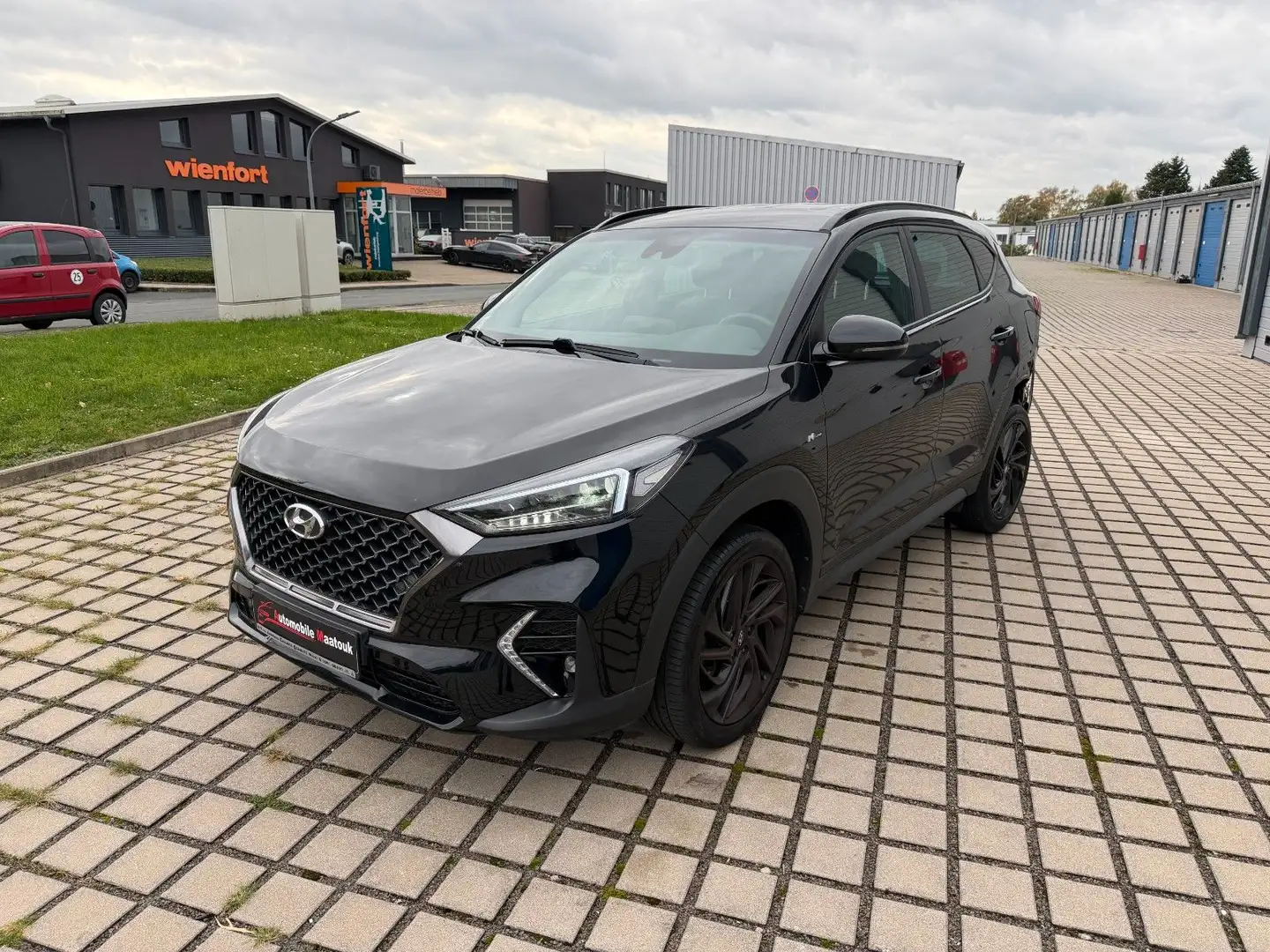 Hyundai TUCSON N Line 2WD Schwarz - 1