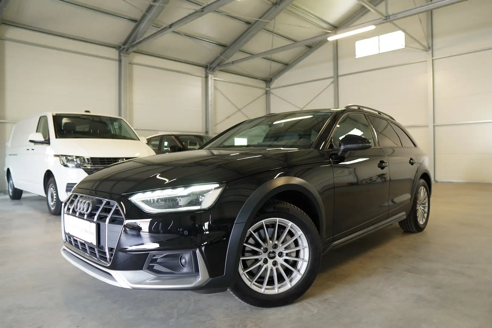 Audi A4 allroad quattro 40 TDI quattro S-tr.PANO FULL LED NAVI Schwarz - 1