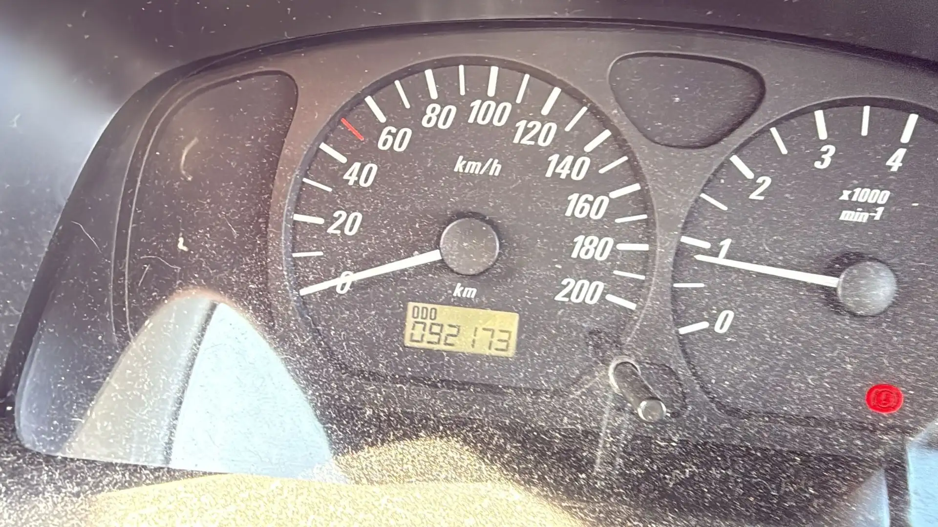 Opel Agila 1.0 12 V Comfort Фіолетовий - 2