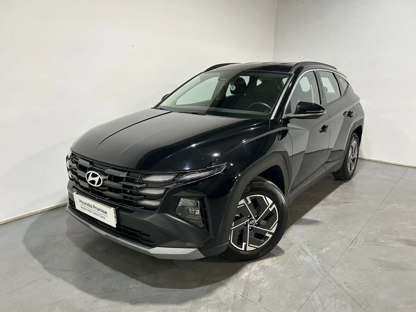 Hyundai TUCSON 1.6T 118kW (160CV) 48V Maxx Negro - 1