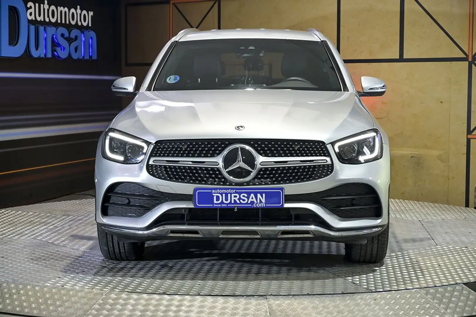 Mercedes-Benz GLC 300 4MATIC Gris - 2