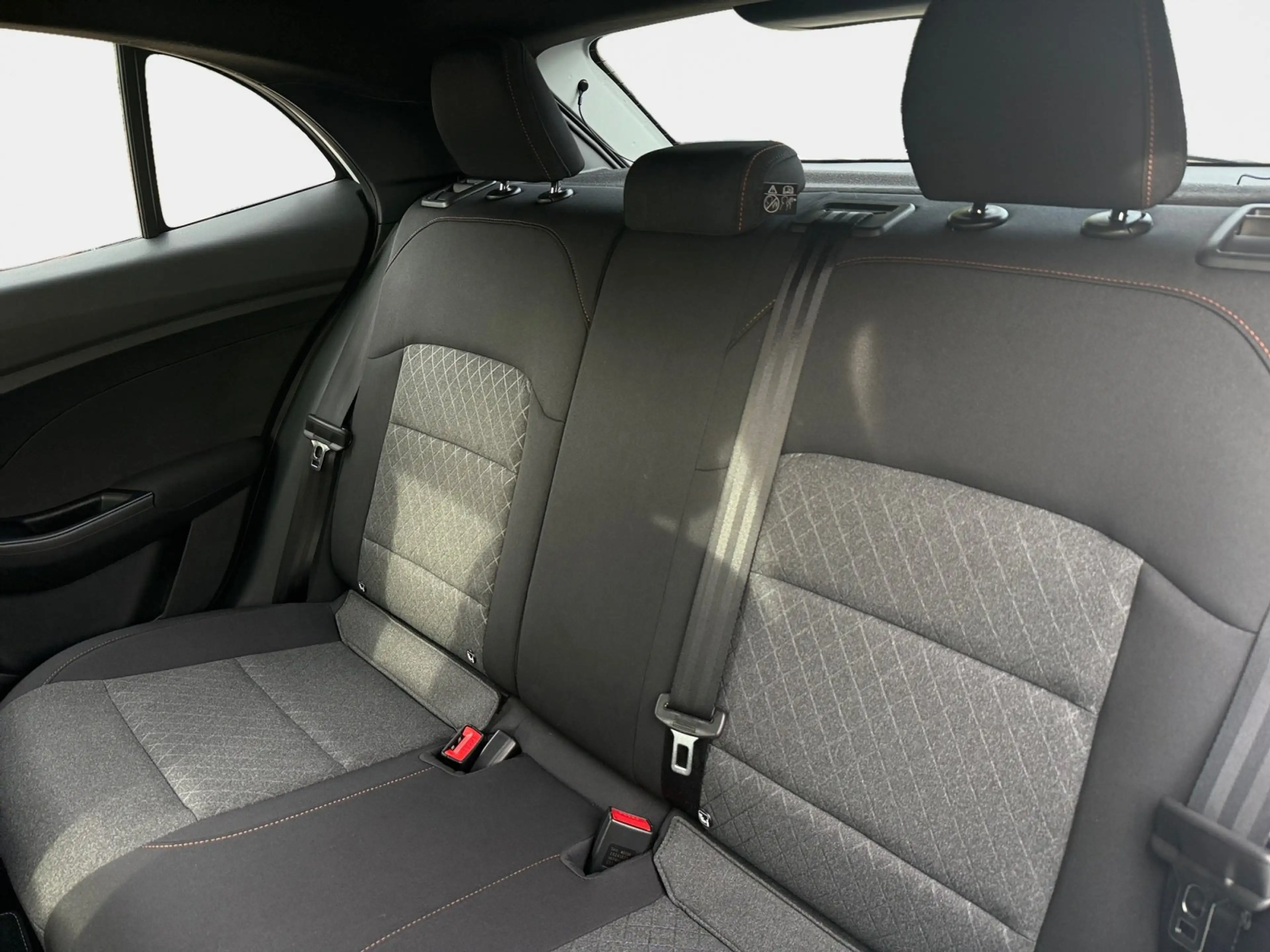 MG MG3 3 1.5 85 kW Comfort ACC*Navi*Fernlichtass.*LED — photo 10