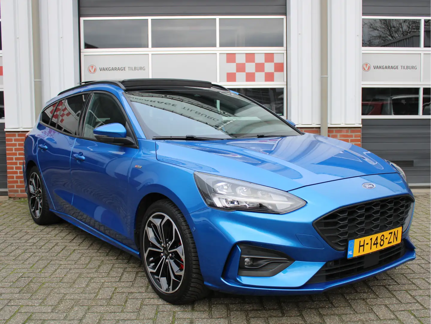 Ford Focus Wagon 1.0 EcoBoost ST Line Business 1e Eig/ Dealer Blauw - 2