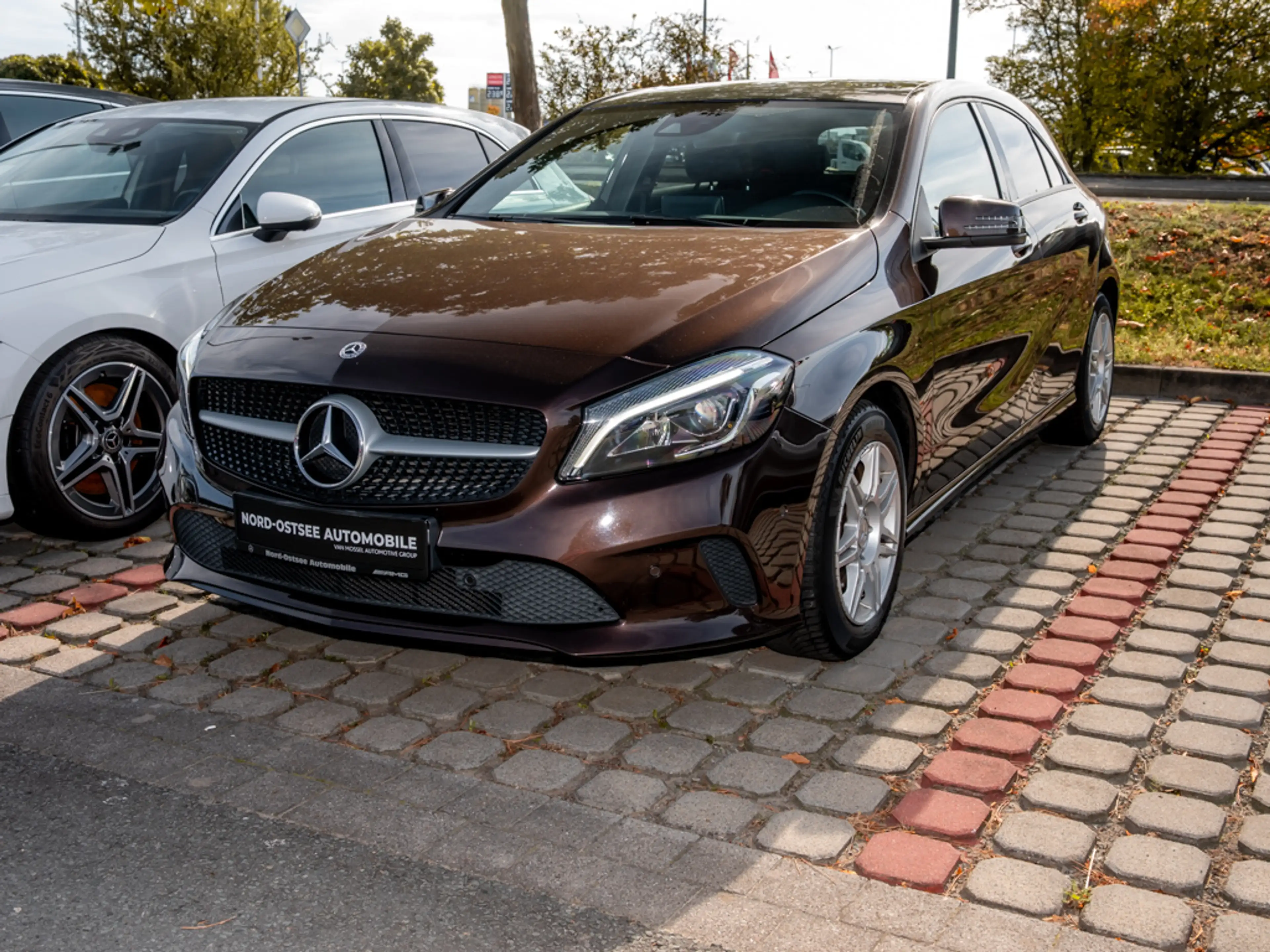 Mercedes-Benz A 200 d 4M PANO STDHZG AHK COMAND HUK LED TEMPO — photo 5