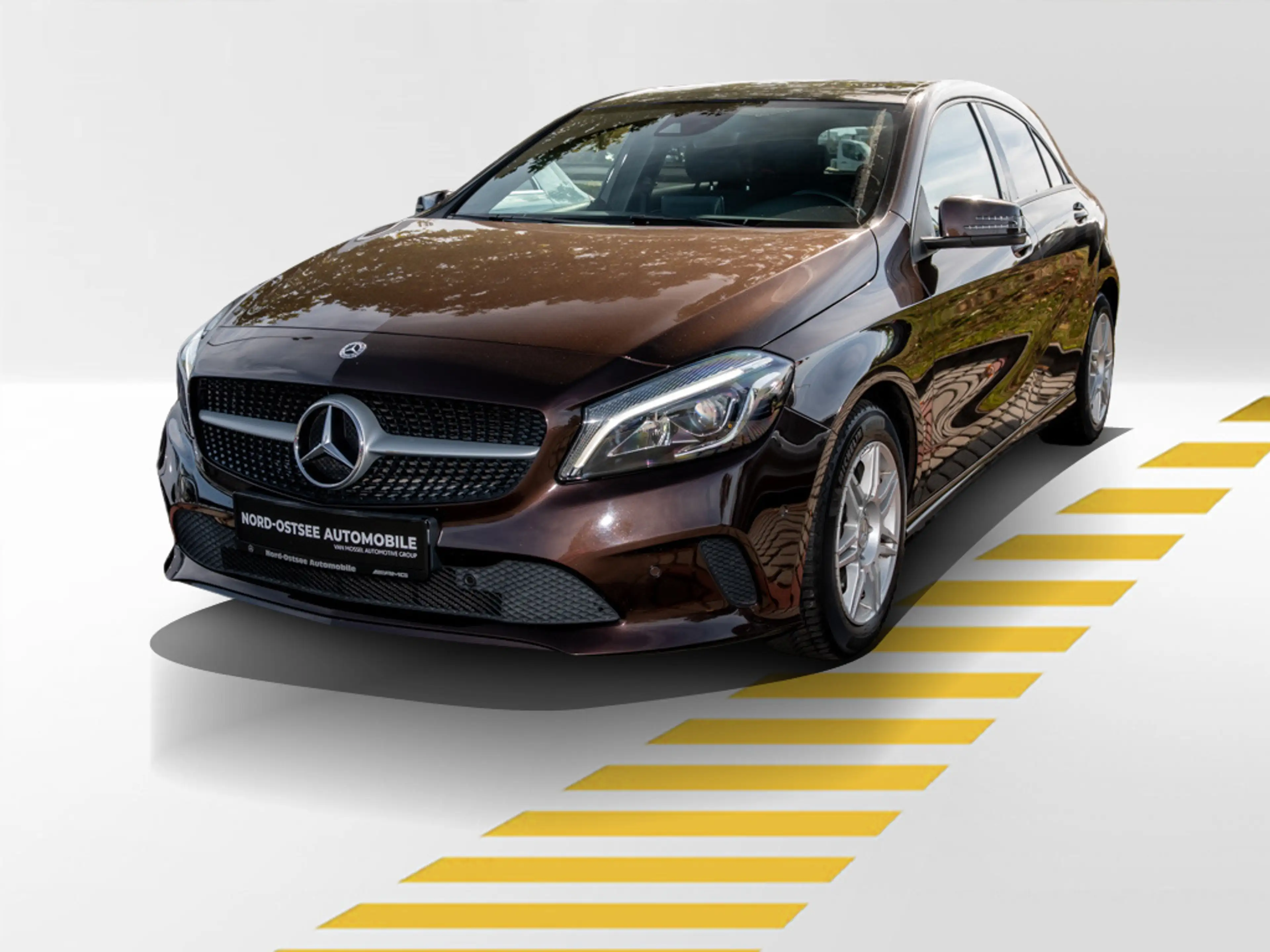Mercedes-Benz A 200 d 4M PANO STDHZG AHK COMAND HUK LED TEMPO — photo 2