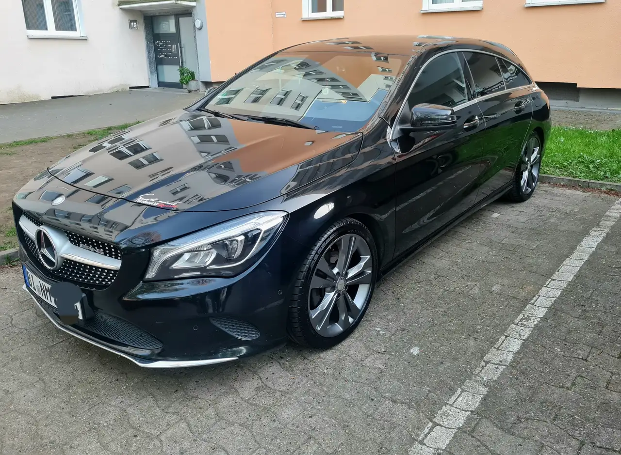 Mercedes-Benz CLA 220