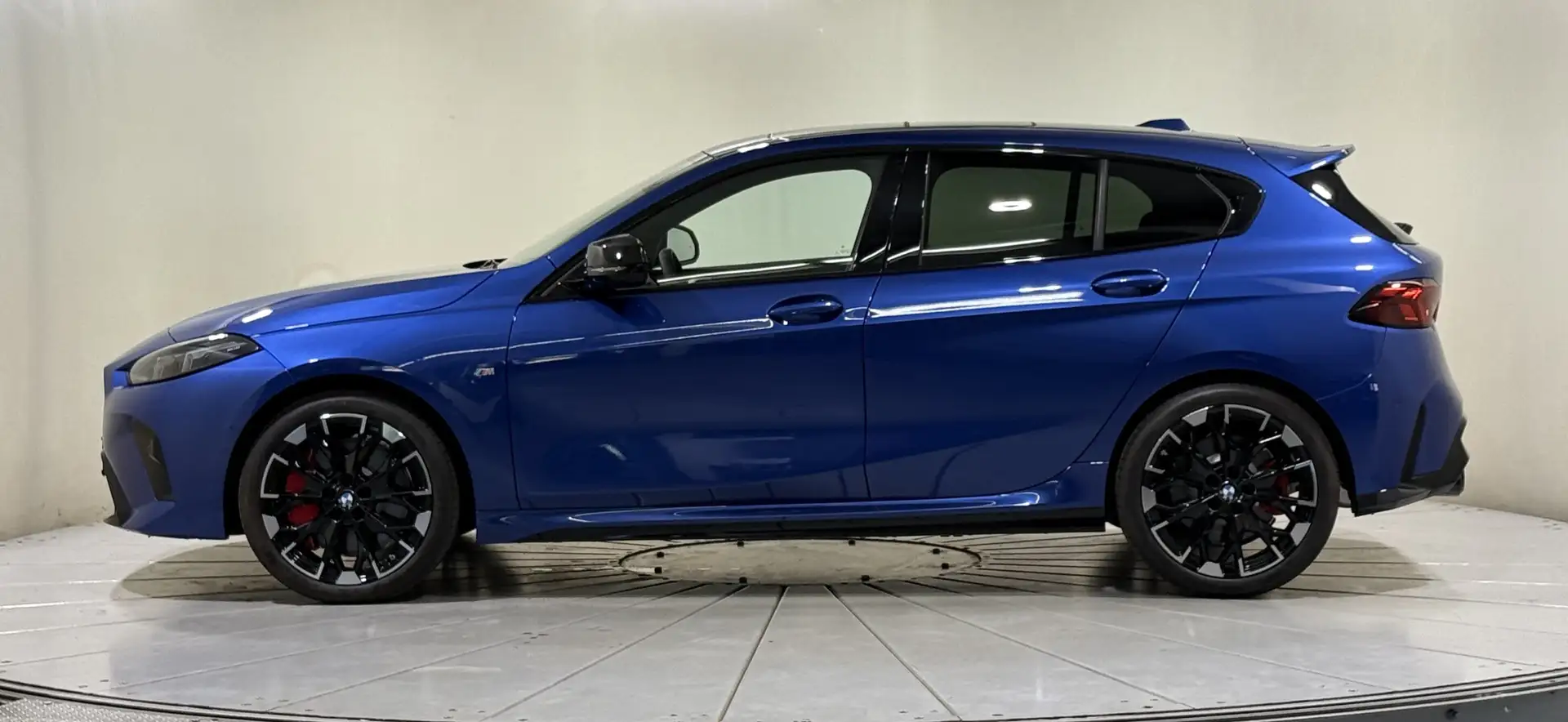 BMW 135 M135 xDrive M-Sitze ACC DA-Pro PA+ 360° HUD HK Blauw - 2
