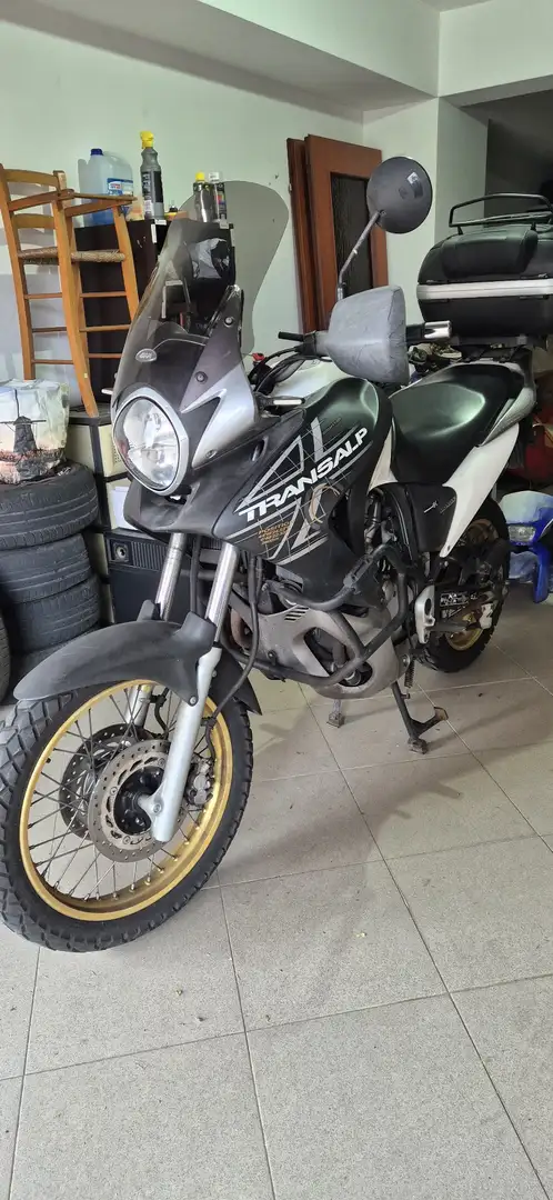 Honda XL 700 Blanco - 2