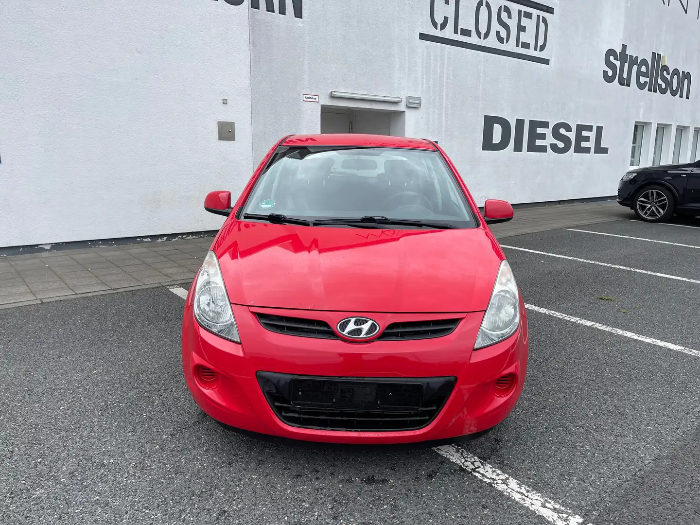 Hyundai i20 Classic Rot - 2