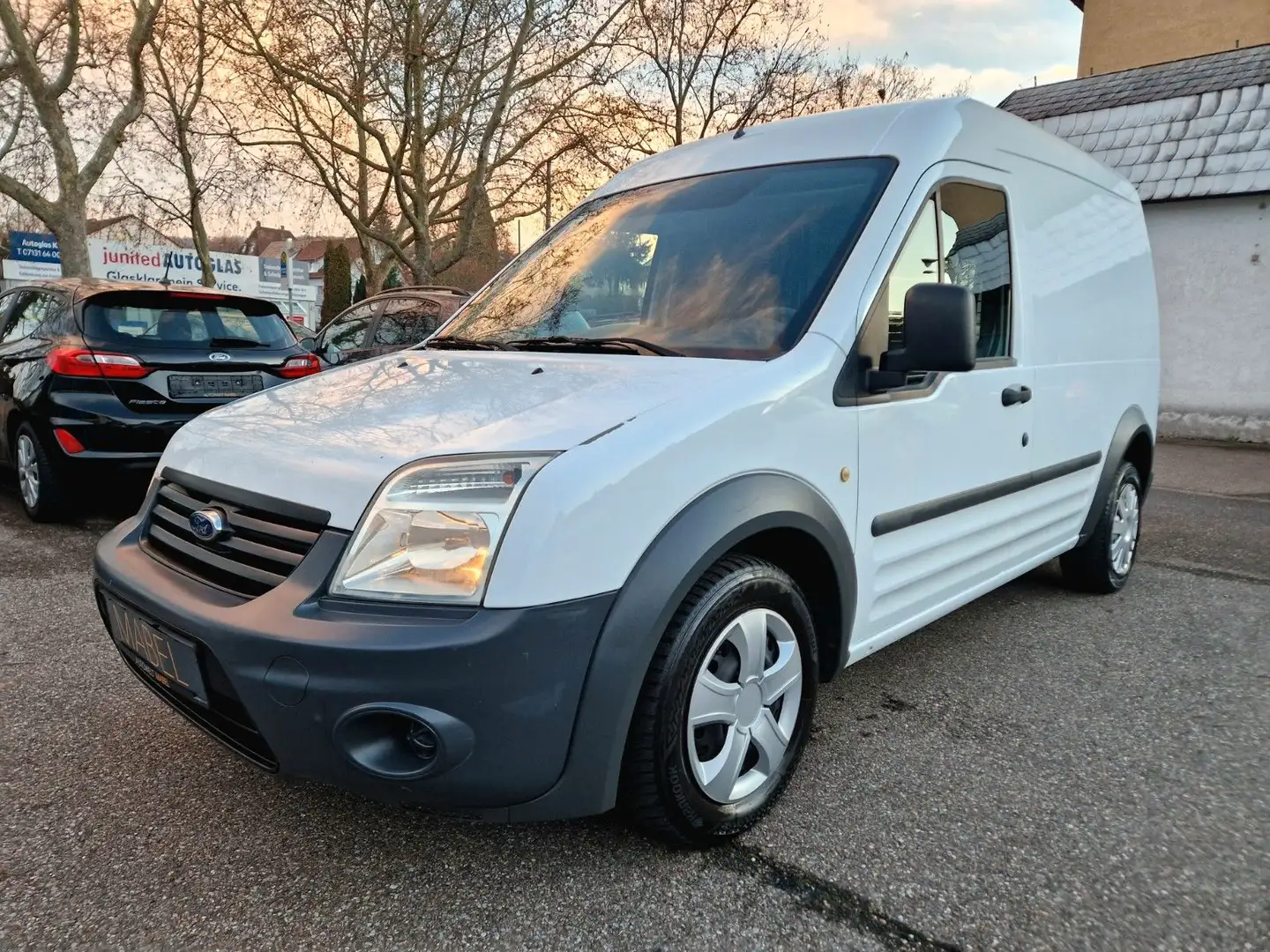 Ford Transit Connect Kasten Lang Trend +AHK+WEBASTO+ Fehér - 1