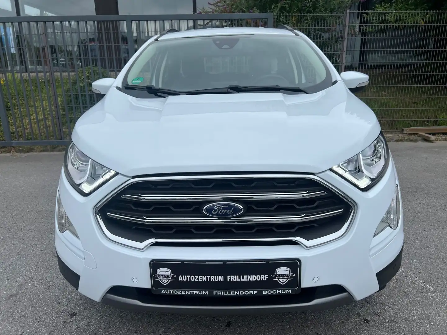Ford EcoSport Titanium KAMERA/XENON/WINTERPAKET/2TKM! Weiß - 2