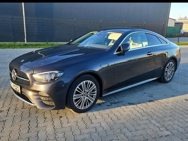 Mercedes-Benz E 450 E-Klasse Coupe 4Matic Coupe 9G-TRONIC AMG Line