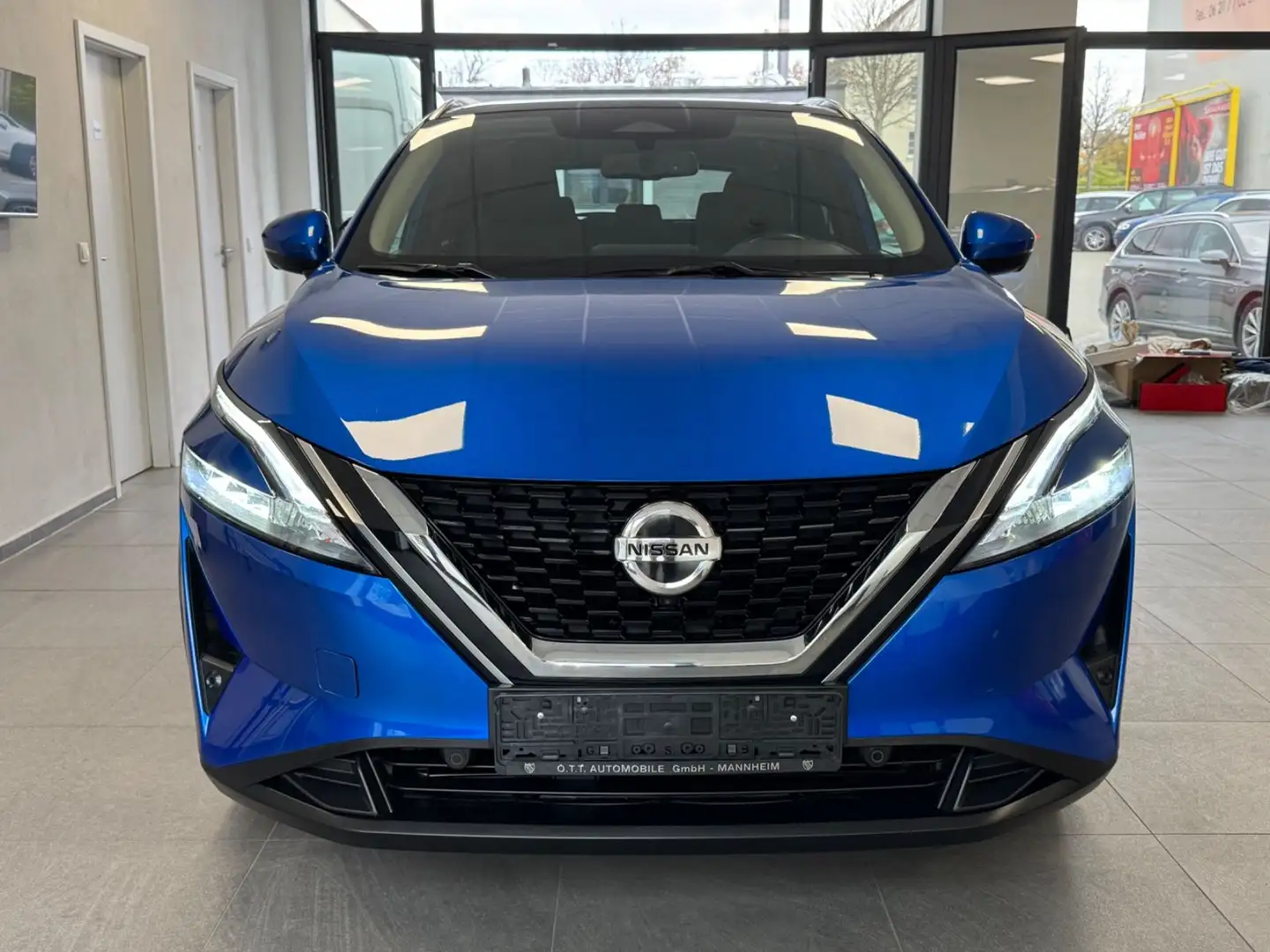 Nissan Qashqai 1.3 DIG-T-360°-Pano-Volldigitales Tacho- Bleu - 2