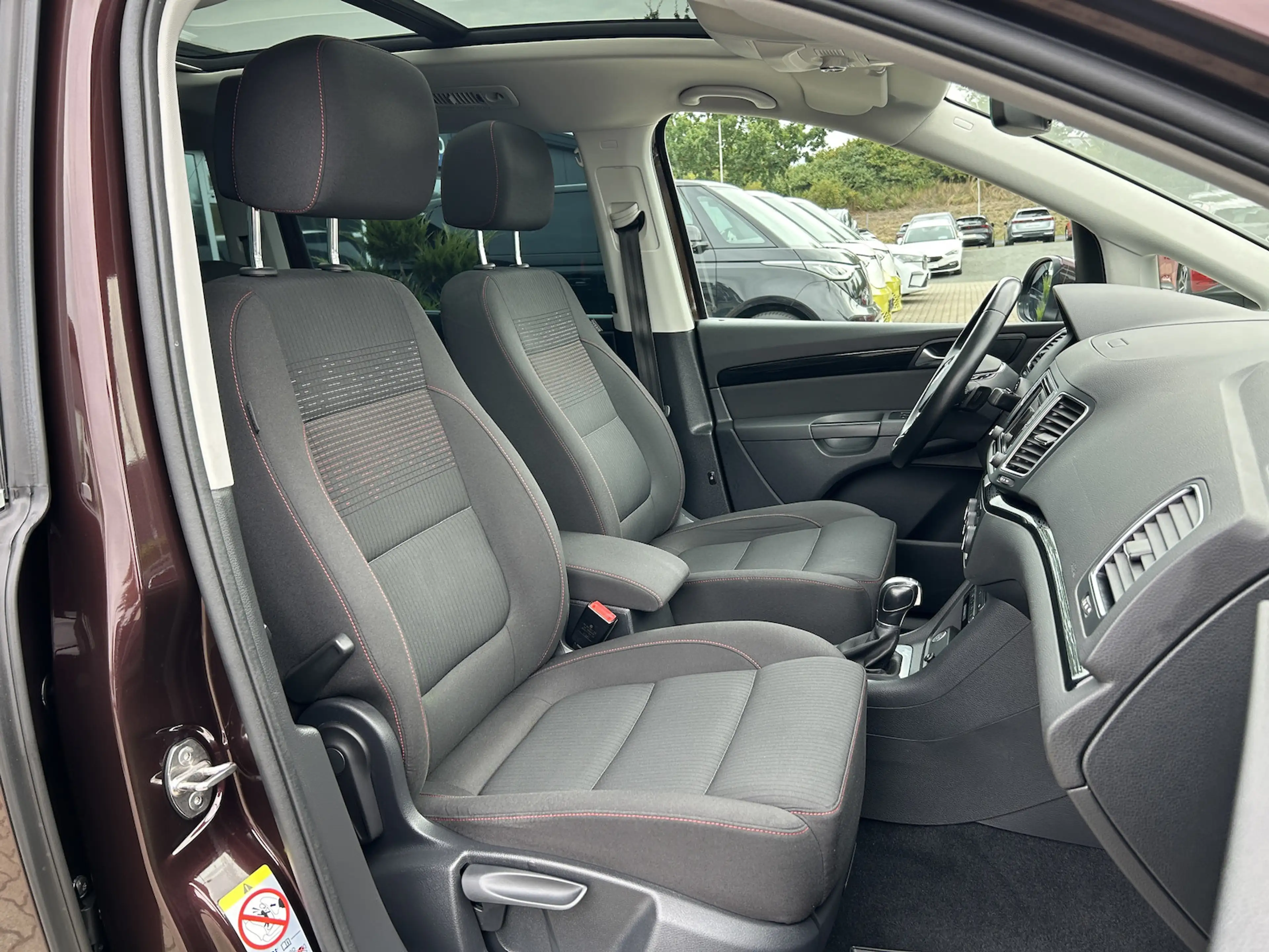Volkswagen Sharan Sound 2.0 TSI DSG*Pano*AHK*ACC* — photo 10