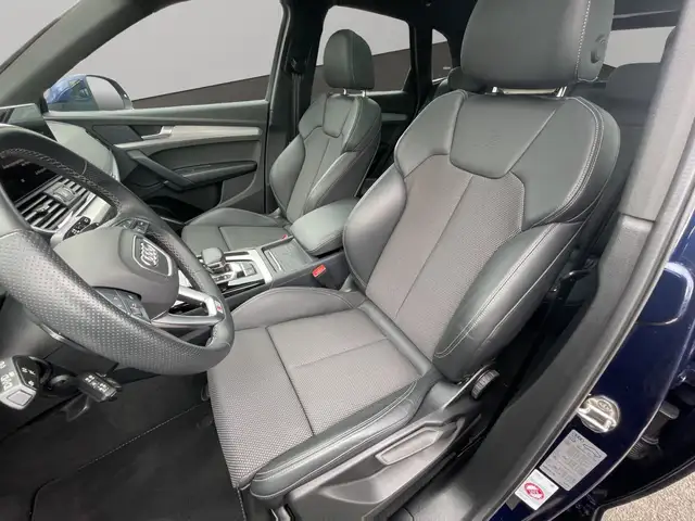 Audi Q5 view 11