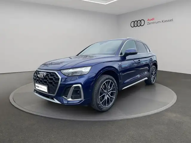 Audi Q5 view 2