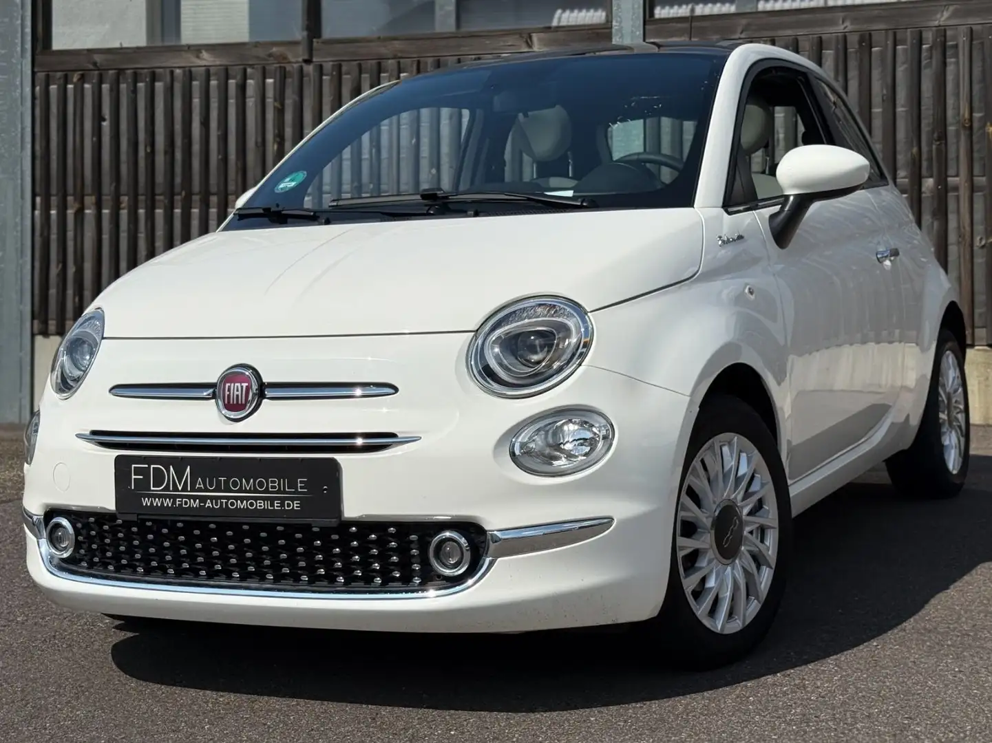 Fiat 500 HYBRID DOLCEVITA*GLASDACH*LEDER*CARPLAY Weiß - 1