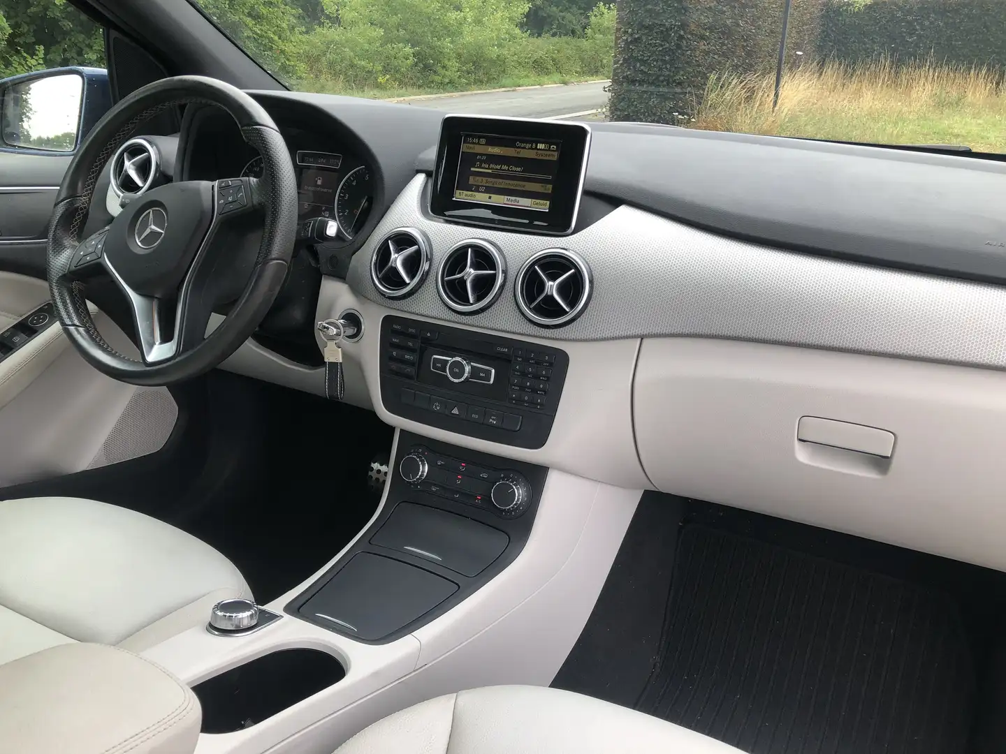 Mercedes-Benz B 180 (BlueEFFICIENCY) 7G-DCT Blauw - 1