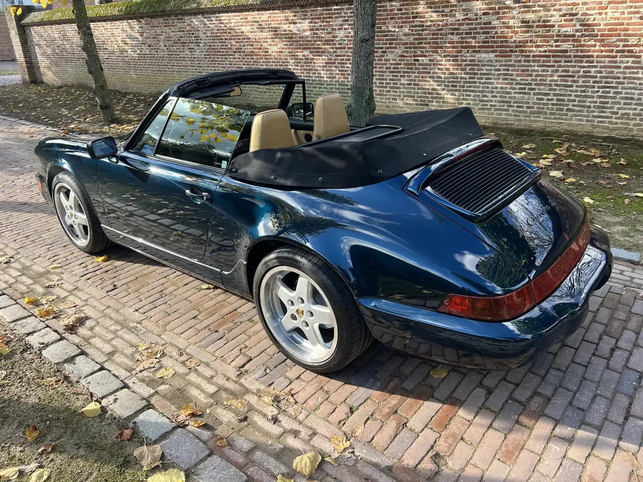 Porsche 964 Cabrio 2e eigenaar Airco Nieuw 3.6, foto 10