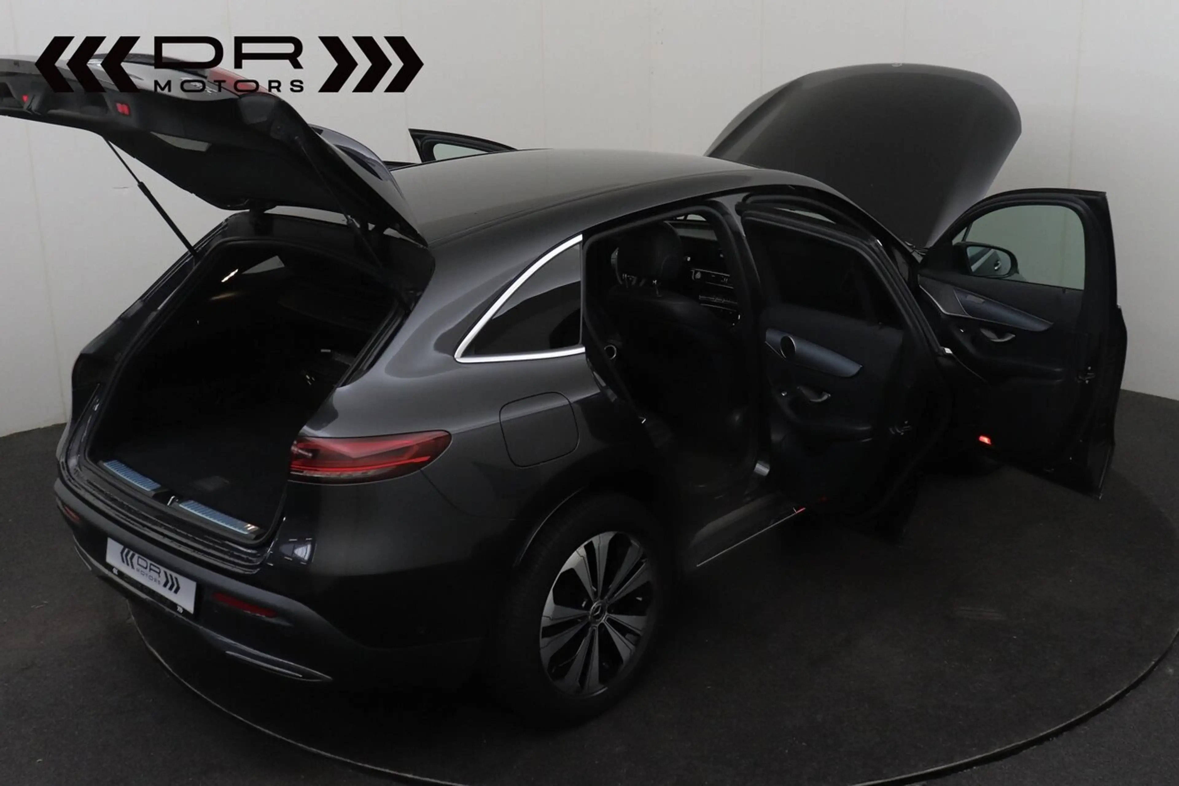 Mercedes-Benz EQC 400 SOH 90% - KEYLESS - CAMERA - DODE HOEK - CARPLAY — photo 5