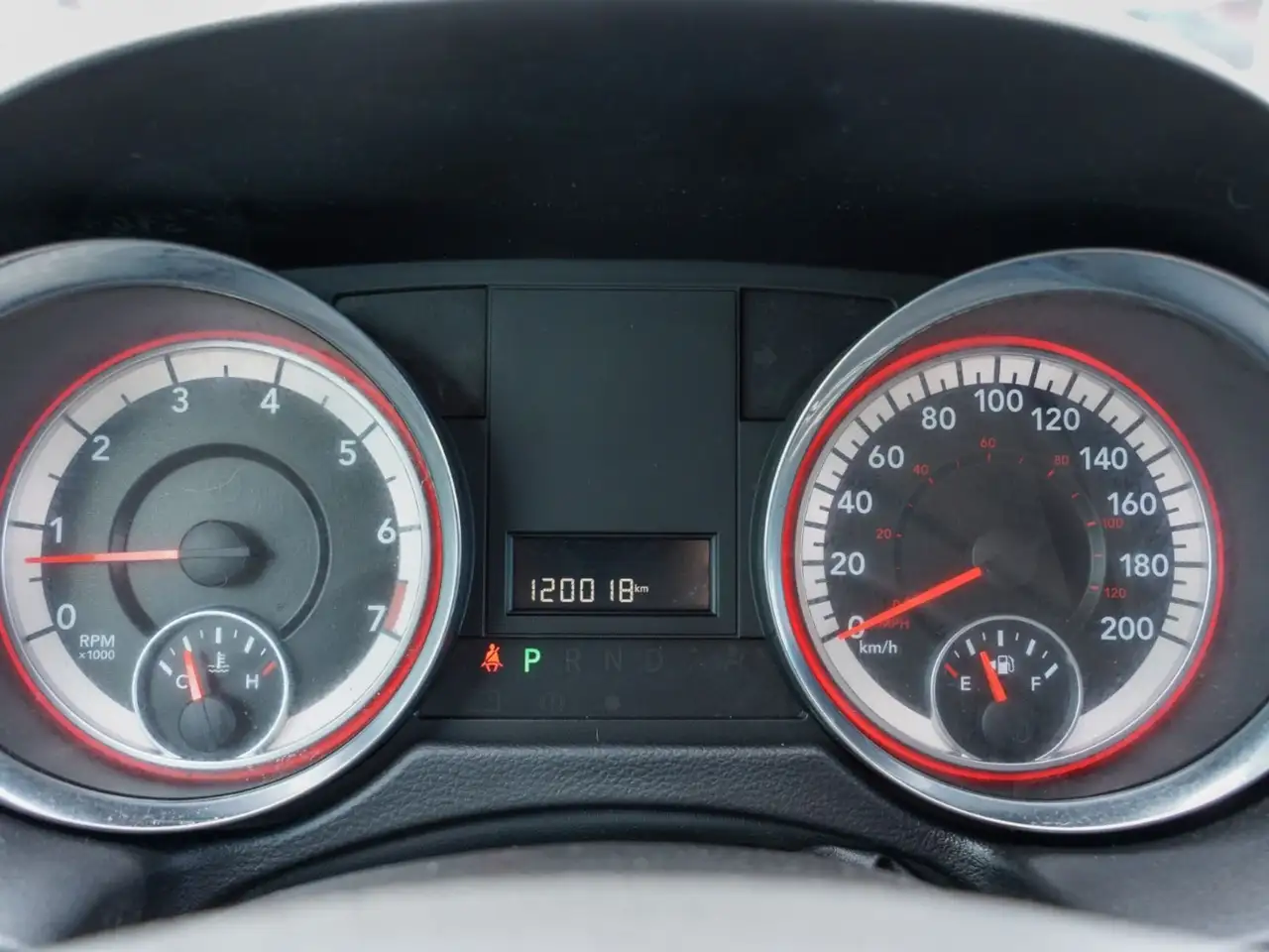 Dodge Grand Caravan снимка Dodge Grand Caravan