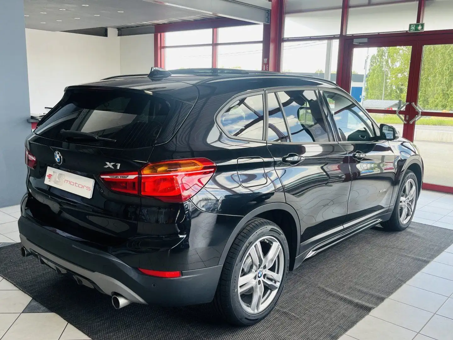 BMW X1 25 D 2,0 231 M SPORT XDRIVE BVA8 TOIT PANORAMIQUE  Schwarz - 2