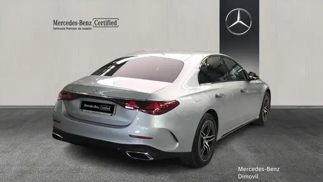 Mercedes-Benz E-Class view 2