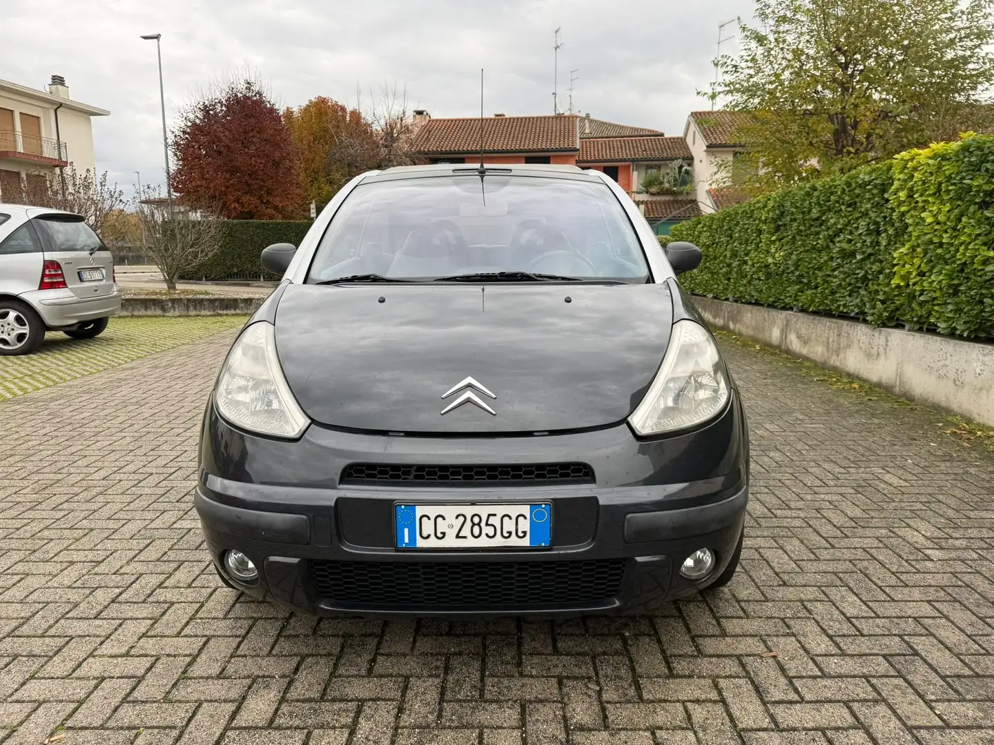 Citroen C3 C3 Pluriel 1.6 16v Pack Techno Cambio automatico Nero - 2