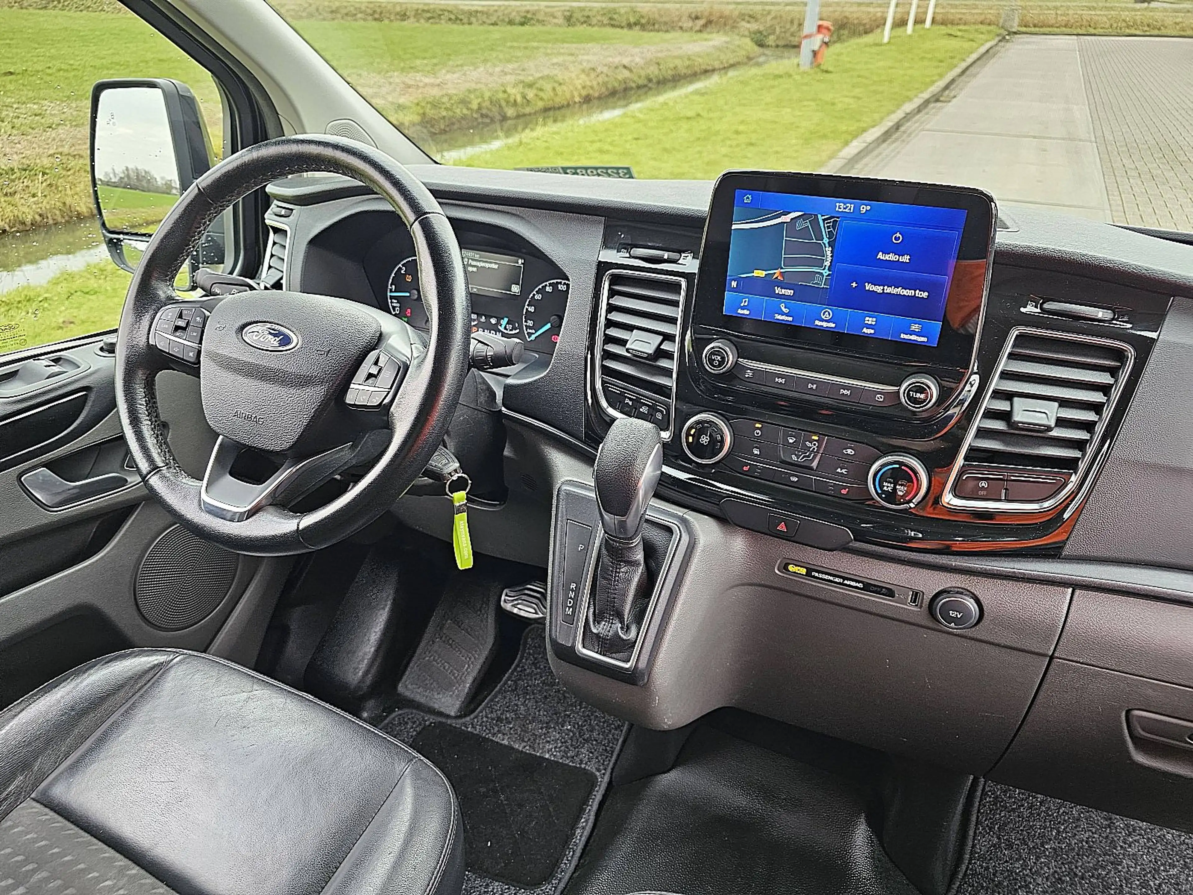Ford Transit Custom 2.0 L2H1 Sport Navi — photo 8