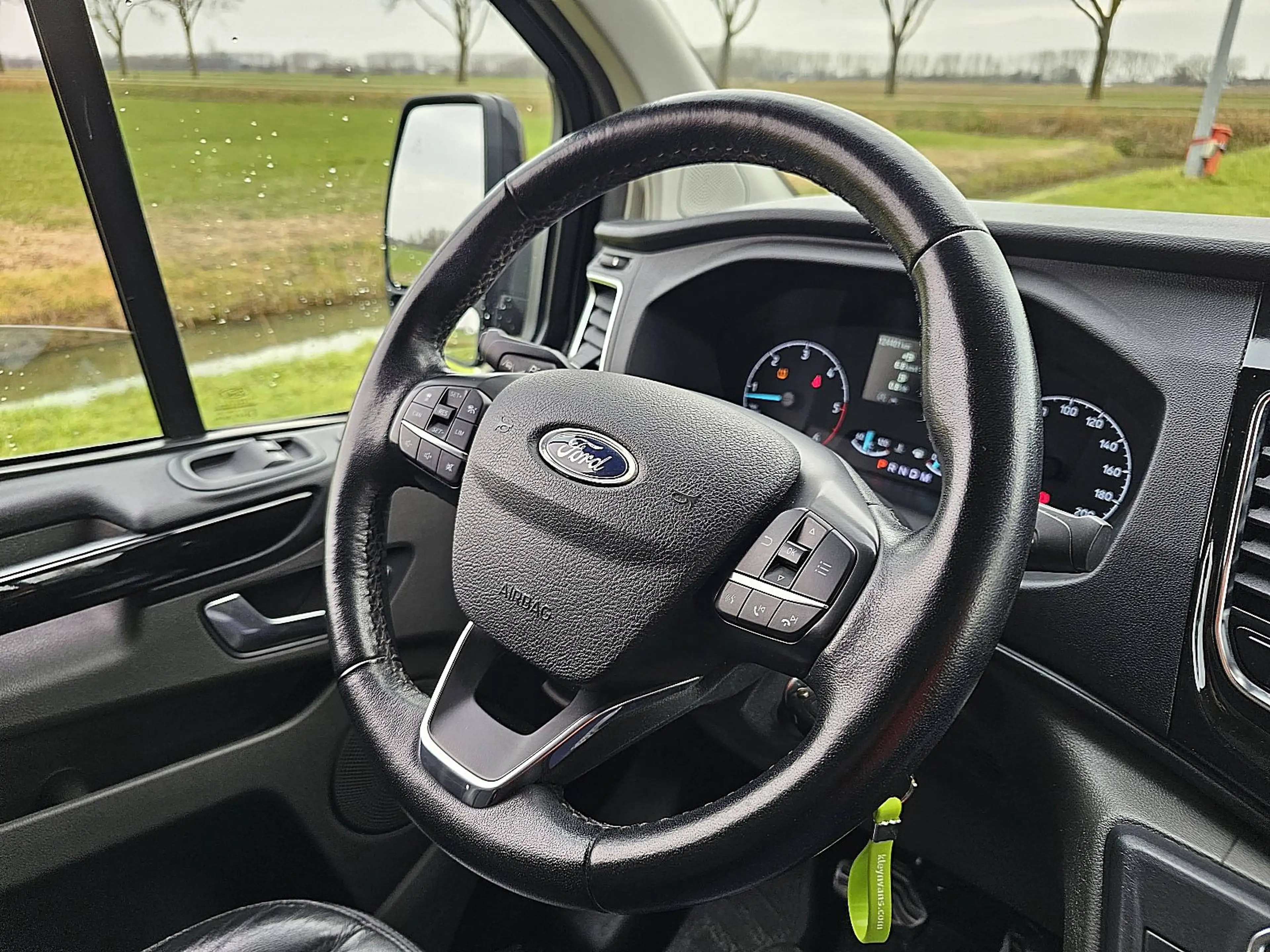 Ford Transit Custom 2.0 L2H1 Sport Navi — photo 11