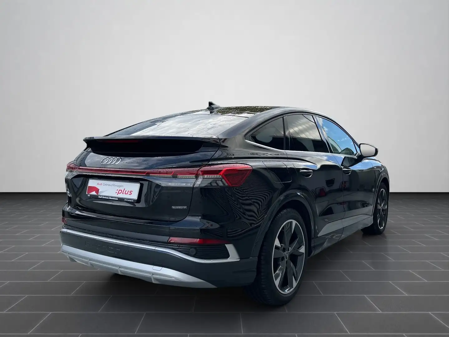 Audi Q4 e-tron 50 quattr. S line SONOS HUD Schwarz - 2